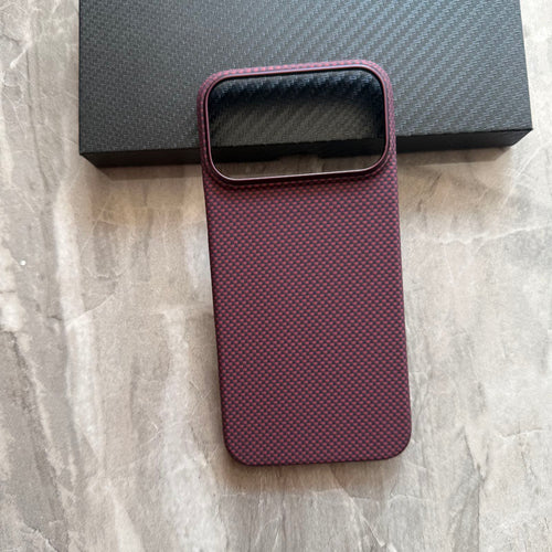 Ultra-thin aramid fiber magnetic attachment protection case