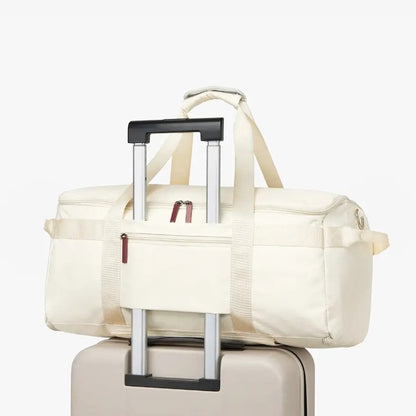 New multi-functional travel bag with a handle